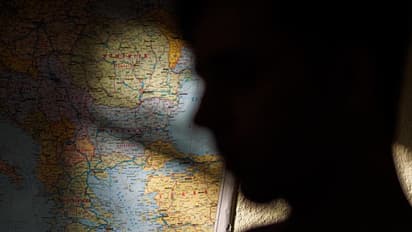 കൊവിഡ് മരണമില്ല; ഇന്ത്യയുടെ അയല്‍വക്കത്ത്, മരണമാരിയില്‍ പതറാതെ രണ്ട് രാജ്യങ്ങള്‍