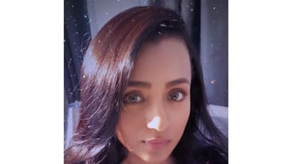 இன்று பிறந்த நாள் கொண்டாடும் 90'ஸ் கிட்ஸ்களின் கனவு கன்னி திரிஷா ! வயசாக வயசாக அழகு குடிட்டு தான் போகுது !