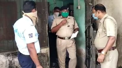 লকডাউনের মাঝে দুই ভাইয়ের অস্বাভাবিক মৃত্যু, চাঞ্চল্য বালুরঘাটে