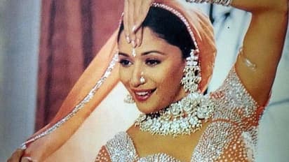 ಒಂದ್ ಕಾಲದಲ್ಲಿ ಮಾಧುರಿಯನ್ನೇ ಬೇಡ ಎಂದಿದ್ದ ದೂರದರ್ಶನ, ಕಾರಣ ಸಾಮಾನ್ಯಾನಾ?