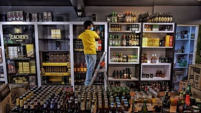 മഹാരാഷ്ട്രയില് ഹോം ഡെലിവറിയായി മദ്യം വില്ക്കാന് അനുമതി