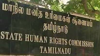மகனுக்காக காவலர்களின் கால்களில் விழுந்த தாய் மரணம்..? விசாரணைக்கு உத்தரவிட்டது மனித உரிமைகள் ஆணையம்..!