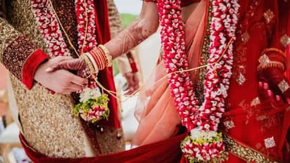  ಮದುವೆ ಮೆರವಣಿಗೆಯಲ್ಲಿ ಡ್ಯಾನ್ಸ್‌ ಮಾಡುತ್ತಲೇ ಹೃದಯಾಘಾತದಿಂದ ಮೃತಪಟ್ಟ 32 ವರ್ಷದ ಯುವಕ..!