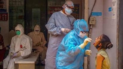 चीनी विशेषज्ञों की भविष्यवाणी हुई फेल, देश में 24 घंटे में कोरोना 27 हजार मामले और 493 की मौत