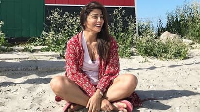 బంపర్ ఆఫర్ ఇచ్చిన శ్రియ.. రూ.200 ఇస్తే తనతో..!