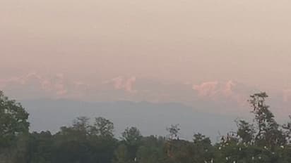 ಲಾಕ್ಡೌನ್ನಿಂದ ತಗ್ಗಿದ ಮಾಲಿನ್ಯ, ಬಿಹಾರದಿಂದ ಕಾಣಿಸುತ್ತಿದೆ ಮೌಂಟ್ ಎವರೆಸ್ಟ್ ಶಿಖರ!