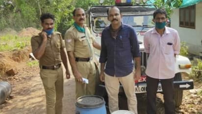 കോഴിക്കോട് നിന്ന് എക്സൈസ് സംഘം 100 ലിറ്റര്‍ വാഷ് പിടിച്ചെടുത്ത് നശിപ്പിച്ചു