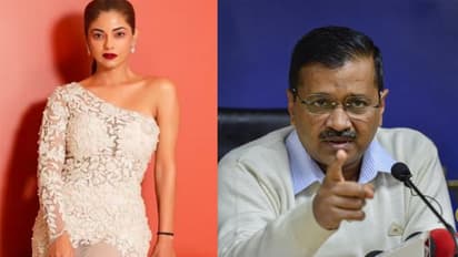 కేజ్రీవాల్ కు మొరపెట్టుకున్న పవన్ హీరోయిన్.. తండ్రిని కత్తితో బెదిరించి..