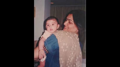 குஷ்புவின் முதல் மகள் அவந்திகா இவ்வளவு ஜாலியான பெண்ணா? இதுவரை பார்த்திடாத இவரின் அட்ராசிட்டி புகைப்படங்கள்!