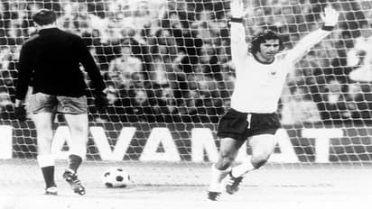 ১৬ মে থেকে জার্মানিতে ফিরছে ফুটবল,তার আগে জেনে নিন বুন্দাসলিগার সেরা ১০ লেজেন্ড কারা