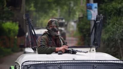 हिजबुल को लगा बड़ा झटका, सुरक्षा बलों ने मार गिराया आईईडी एक्सपर्ट आतंकी