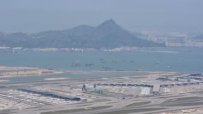 ಉಚಿತವಾಗಿ 5 ಲಕ್ಷ ಏರ್ ಟಿಕೆಟ್ ನೀಡ್ತಿದೆಯಂತೆ ಹಾಂಗ್ ಕಾಂಗ್ ಸರ್ಕಾರ! 