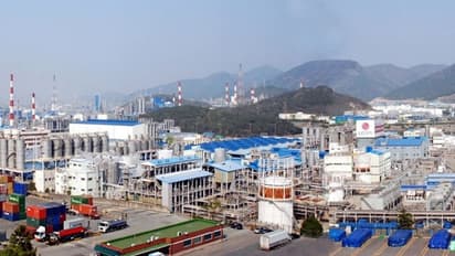 कोवैक्सीन लगाकर विदेश यात्रा करने पर इस देश में होना पड़ेगा दो सप्ताह क्वारंटीन, केवल पीएम मोदी को स्पेशल छूट