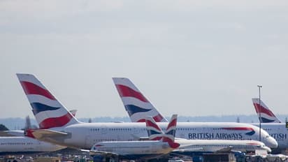 లాక్ డౌన్ ఎఫెక్ట్.. ఎయిర్ పోర్టులో 54రోజులుగా ఒక్కడే!