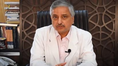 एम्स डायरेक्टर गुलेरिया ने कहा, कोरोना से लंबी लड़ाई, जून-जुलाई में आएंगे सबसे ज्यादा मामले