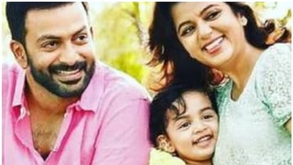 ഡാഡ ഇന്ന് വരുമോ?; മകള് ചോദിച്ചുകൊണ്ടിരിക്കുന്നുവെന്ന് സുപ്രിയ മേനോൻ