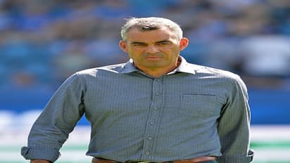 বুন্দেসলিগায় ফুল ফুটিয়েছেন এই বাঙালি কোচ,জানুন রবিন দত্তের কাহিনী