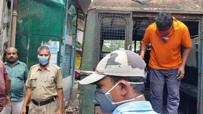 রেশন নিয়ে সোশ্যাল মিডিয়ায় 'ভুল তথ্য' পোস্ট, গ্রেফতার বিজেপি-র সহ-সভাপতি