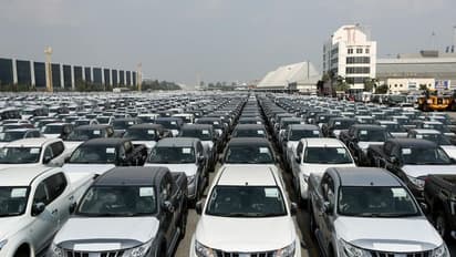 மார்ச் மாதத்தில் இந்தியாவில் பயணிகள் வாகன விற்பனை 5 % வீழ்ச்சி