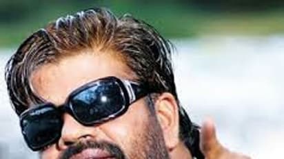 “உங்களால் தான் எங்களுக்கு இந்த நிலை”... பாரதிராஜாவை ஜாடையாக தாக்கிய டி.ராஜேந்தர்...!