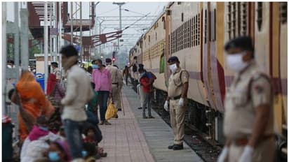 തീവണ്ടി സർവീസുകൾ മറ്റന്നാൾ മുതൽ തുടങ്ങുന്നു, നാളെ മുതൽ ബുക്കിംഗ്