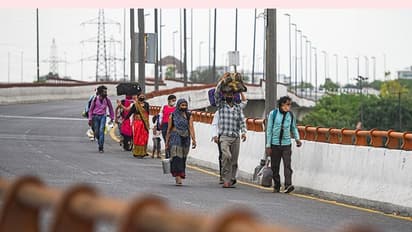 వలసకూలీలకు డ్రై రేషన్, కమ్యూనిటీ కిచెన్లు ఏర్పాటు చేయండి.. సుప్రీంకోర్టు