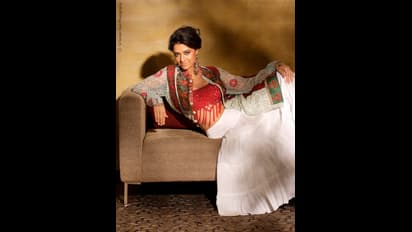 చర్మ వ్యాధితో బాధపడుతున్న హీరోయిన్ మమతా మోహన్ దాస్, క్యాన్సర్ పోయిందనుకుంటే మరో సమస్య