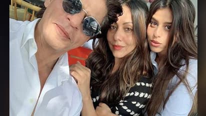 ತಾಯಿ ಗೌರಿ ಹಳೆ ಡ್ರೆಸ್‌ ಧರಿಸಿದ ಸುಹಾನಾ ಖಾನ್‌ಳ ಫೋಟೋ ವೈರಲ್‌