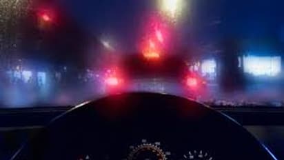 കാറിലെ സെക്സ് ക്യാമറയില് പതിഞ്ഞു; ഫോട്ടോ വൈറലായതോടെ യുവാവിന് വന്തുക പിഴ