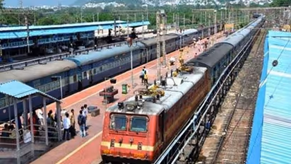 பொங்கலுக்கு சொந்த ஊருக்கு போறீங்களா.? தாம்பரம் -கோவை, திருச்சி - பெங்களூருக்கு சிறப்பு ரயில்கள்-தெற்கு ரயில்வே