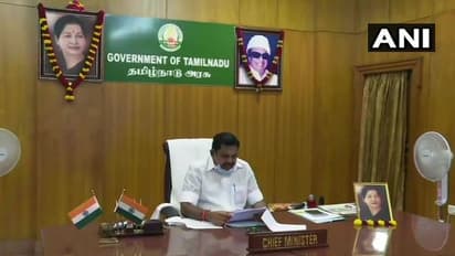 తమిళనాడు సీఎం పళనిస్వామి తల్లి కన్నుమూత: అధికారిక కార్యక్రమాలు రద్దు చేసుకొన్న సీఎం