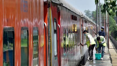 മലയാളികള്ക്കായി ട്രെയിന്; ഗുജറാത്തിന്റെ നിര്ദേശത്തോട് കേരളത്തിന് മിണ്ടാട്ടമില്ല