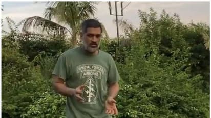 ധോണിയുടെ 'സോള്ട്ട് ആന്ഡ് പെപ്പര്' ലുക്കില് പ്രതികരണവുമായി അമ്മ