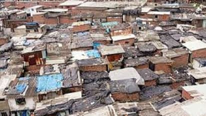 Dharavi: COVID-19 cases crosses 1,000; death toll at 40