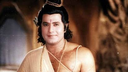 जब एक बेबस महिला एक्टर को असल में समझ बैठी थी राम, बीमार बच्चे को रख दिया पैरों में