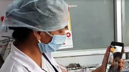 'এলাকা ছাড়ো নয়তো চাকরি', করোনা মুক্ত হয়ে বাড়ি ফিরতেই নার্সকে হুমকি