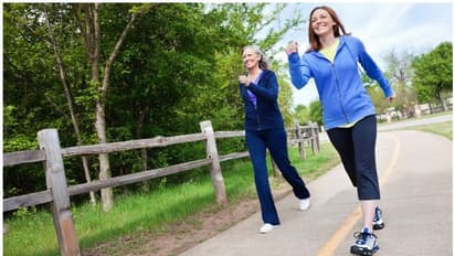 ദിവസവും 30 മിനിറ്റ് 'നടത്തം' ശീലമാക്കൂ; ​ അറിയാം നാല് ​ഗുണങ്ങൾ