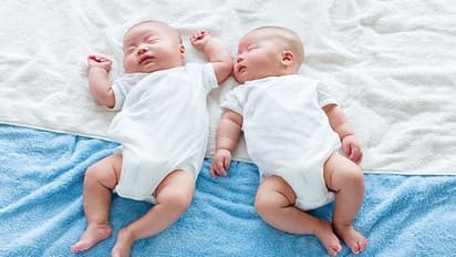 লকডাউনে সন্তানের পরিকল্পনা করছেন, ঘটতে পারে এই বিপদগুলি