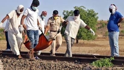 Cannot monitor migrants’ movements: Supreme Court asks states to look into matter