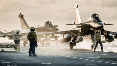 রাশিয়া থেকে ৩৩টি যুদ্ধ বিমান কেনার ছাড়পত্র , চিনকে কড়া জবাব দিতে আত্মনির্ভর ভারতই হাতিয়ার রাজনাথের