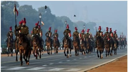 കുതിരയ്ക്ക് പകരം ടാങ്ക്; ഓര്‍മ്മയാകാനൊരുങ്ങി ഇന്ത്യയുടെ 'കുതിരപ്പട്ടാളം'