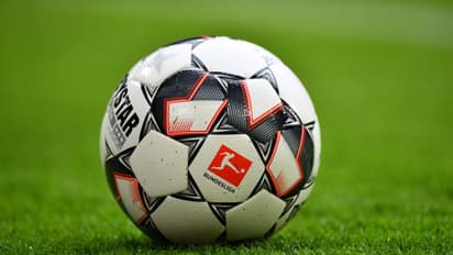 করোনা আবহে আজ শুরু হচ্ছে বুন্দেশলিগা,জেনে নিন লিগের নয়া নিয়মাবলী