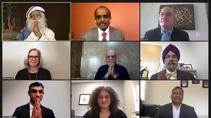 Time to have larger, universal identity; sing global anthem: Sadhguru to top US doctors