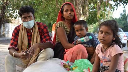 30കിലോമീറ്റർ ;കുഞ്ഞുങ്ങളെ ആരെങ്കിലും തട്ടിയെടുക്കുമെന്ന് ഭയന്ന് രാത്രി ഉറക്കമില്ല, തെരുവിലുറങ്ങി ഒരു കുടുംബം