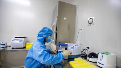 श्रीनगर में पांच  डाक्टर हुए कोरोना संक्रमित, राज्य में संक्रमितों की संख्या 1,188 पहुंची