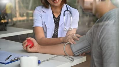 അമിത രക്തസമ്മര്ദ്ദം; ശ്രദ്ധിക്കേണ്ട നാല് കാര്യങ്ങൾ, ഡോക്ടർ പറയുന്നു