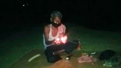 করোনা সতর্কতায় খোলা আকাশের নিচে রাত্রিবাস, সচেতনতার নজির পরিযায়ী শ্রমিকের