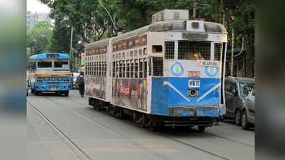 ২১ মে থেকে শহরে পথে নামছে ট্রাম, চালু হবে লঞ্চ পরিষেবাও, নামবে আরও বাড়তি বাস