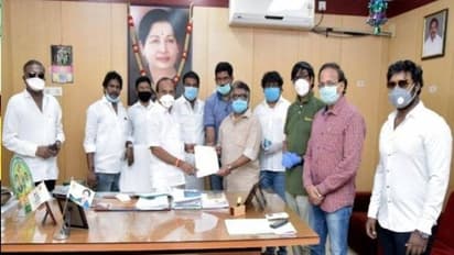 கவலைக்கிடமான நிலையில் தமிழ் சினிமா... 10 ஆயிரம் பேரின் வாழ்க்கையை காக்குமா தமிழக அரசு?