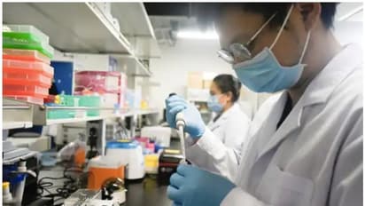 വാക്സിന് കൂടാതെ തന്നെ കൊവിഡ് സുഖപ്പെടുത്താം എന്ന അവകാശവാദവുമായി ചൈനീസ് ലബോറട്ടറി